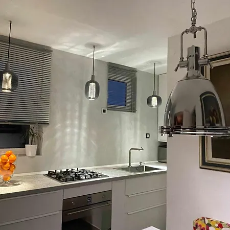 Art Apartment